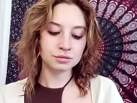 AdalynKiss online show from 8, 10, 2025