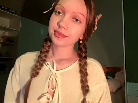 EmiIyKitty online show from 19, 10, 2025
