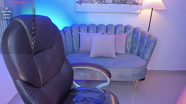 zharaa fox online show from 23, 5, 2026