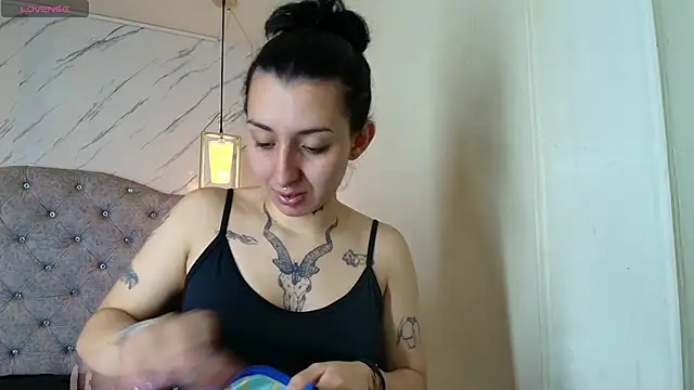 Iris  77 online show from 10, 10, 2025