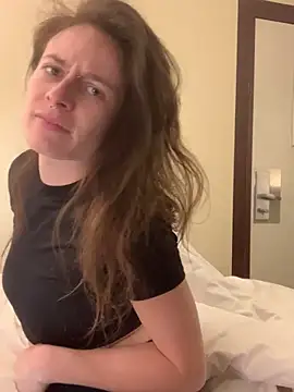 GoldenPussy1329 online show from 13, 3, 2026