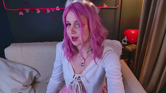 Snapshot of luna_son chatting on 13, 2, 2026 luna son online show from 13, 2, 2026