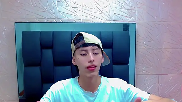 thaigo twink38 online show from 4, 2, 2026