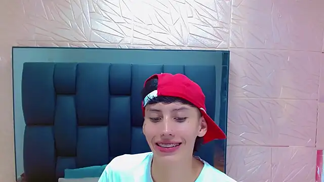 thaigo twink38 online show from 5, 2, 2026