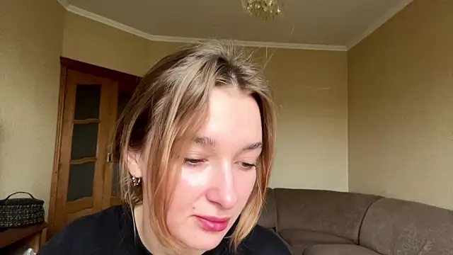 CoraJamerson online show from 6, 10, 2025