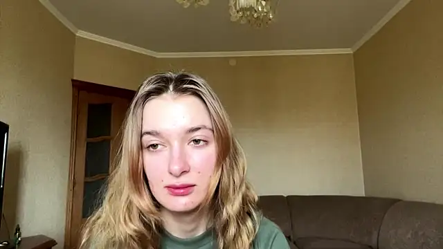 CoraJamerson online show from 11, 10, 2025