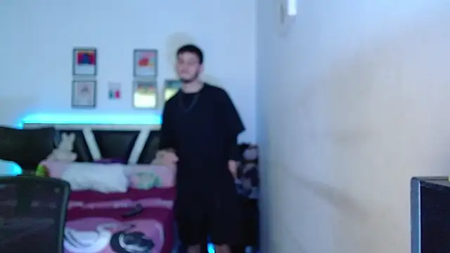 Sebasxxl12 online show from 19, 2, 2026