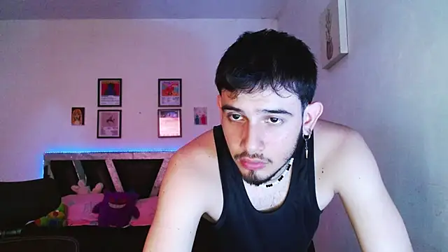 Sebasxxl12 online show from 23, 4, 2026