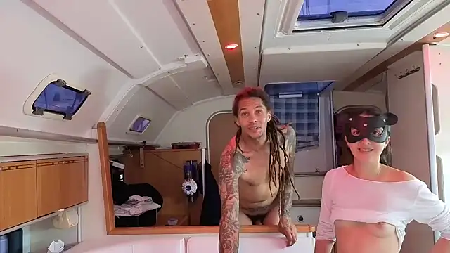 Monk and Mia online show from 13, 4, 2026