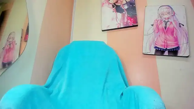 Mila Leon online show from 23, 4, 2026