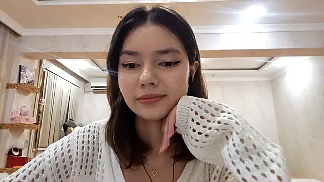 ImogeneMalinconico online show from 17, 10, 2025