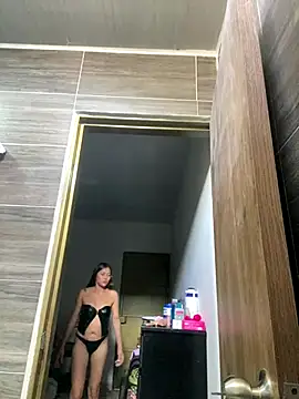 Snapshot of Cielo6925 chatting on 19, 10, 2025 Cielo6925 online show from 19, 10, 2025