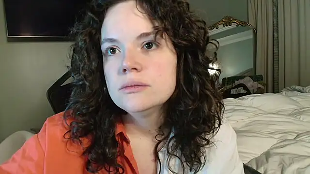 Snapshot of ClaireZX chatting on 14, 10, 2025 ClaireZX online show from 14, 10, 2025