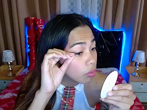 AsianGoddess18 online show from 1, 5, 2026