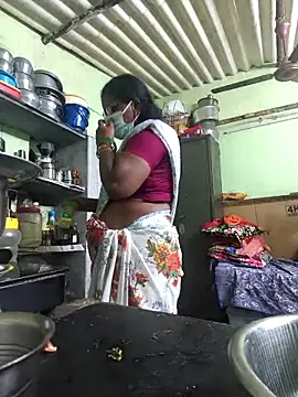 Snapshot of Tamilselviroja- chatting on 28, 3, 2026 Tamilselviroja- online show from 28, 3, 2026