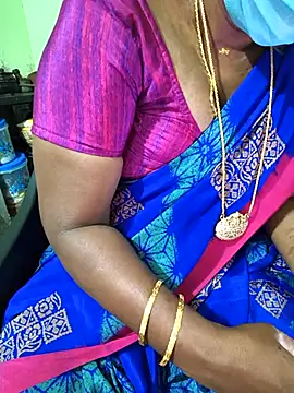 Snapshot of Tamilselviroja- chatting on 25, 5, 2026 Tamilselviroja- online show from 25, 5, 2026