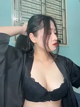 Sexy dancing girl online show from 19, 10, 2025
