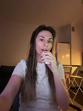 Snapshot of cuteagression1 chatting on 21, 10, 2025 cuteagression1 online show from 21, 10, 2025