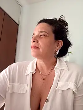 MoritaSalvaj online show from 4, 10, 2025