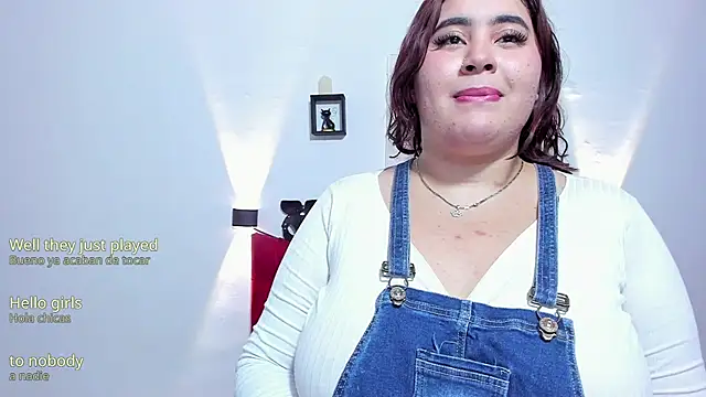 Snapshot of GraceYuly chatting on 5, 11, 2025 GraceYuly online show from 5, 11, 2025