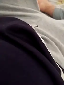 Valen Squirt04 online show from 29, 3, 2026