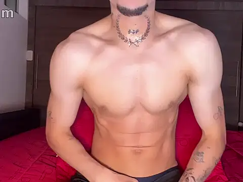 Snapshot of strongManLatino chatting on 31, 5, 2026 strongManLatino online show from 31, 5, 2026