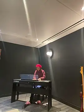 tia   fox online show from 5, 2, 2026