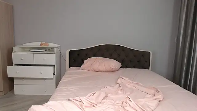 KaiChicken online show from 29, 11, 2025