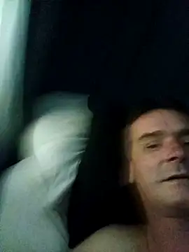 Snapshot of Rudiesny chatting on 9, 5, 2026 Rudiesny online show from 9, 5, 2026