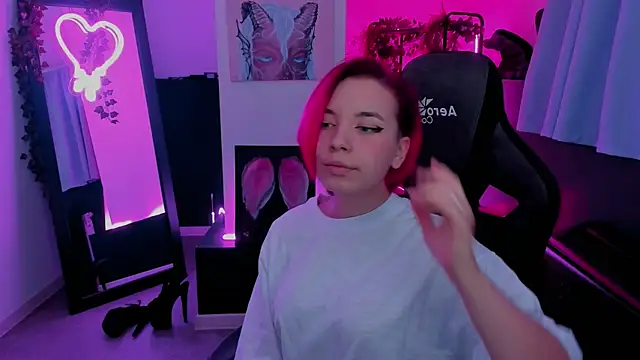 MarcelineChi online show from 30, 10, 2025