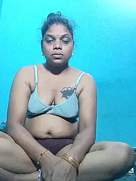 Snapshot of Kanneeswari chatting on 20, 10, 2025 Kanneeswari online show from 20, 10, 2025