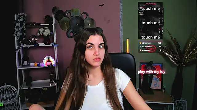 Snapshot of lina_fox12 chatting on 4, 12, 2025 lina fox12 online show from 4, 12, 2025