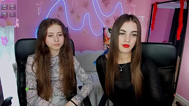 Snapshot of lina_fox12 chatting on 6, 7, 2026 lina fox12 online show from 6, 7, 2026