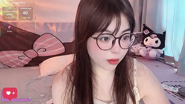 Snapshot of xiaoman-1 chatting on 11, 10, 2025 xiaoman-1 online show from 11, 10, 2025