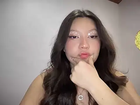 Snapshot of Rachel_James__ chatting on 31, 10, 2025 Rachel James online show from 31, 10, 2025