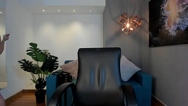 VenusCooper online show from 24, 2, 2026