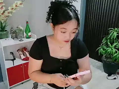 UrFavouriteCravings online show from 21, 12, 2025