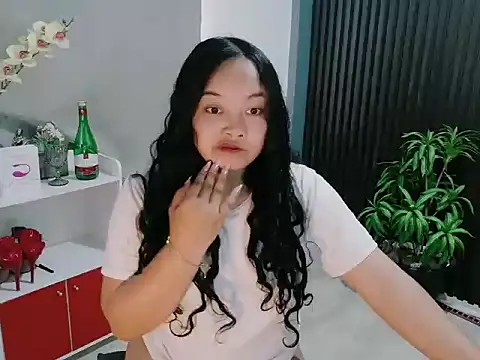 UrFavouriteCravings online show from 4, 2, 2026