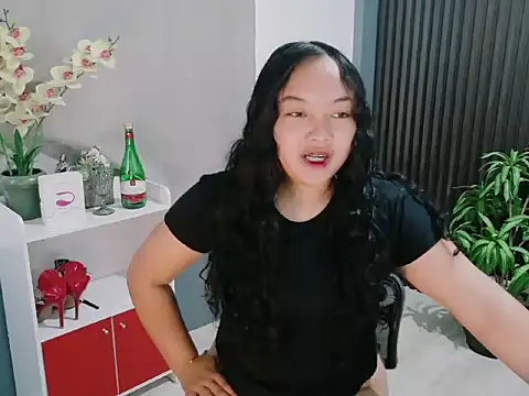 UrFavouriteCravings online show from 5, 2, 2026