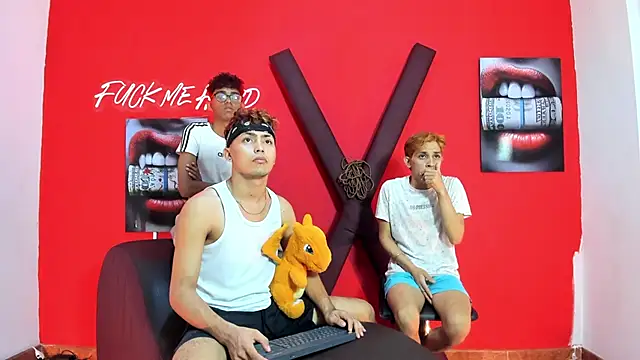 VERY HOT GUYS online show from 19, 3, 2026