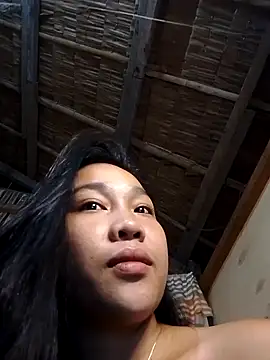 luna light23 online show from 10, 10, 2025