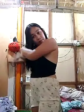 luna light23 online show from 24, 10, 2025