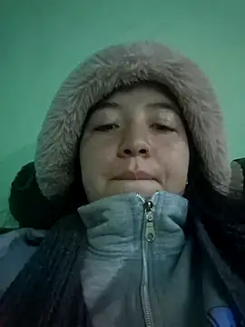 annyaparis online show from 5, 10, 2025