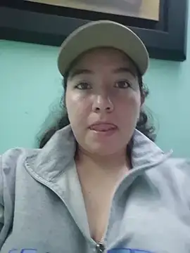 annyaparis online show from 20, 11, 2025