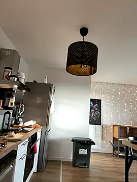 Snapshot of LaPetiteKim chatting on 17, 11, 2025 LaPetiteKim online show from 17, 11, 2025