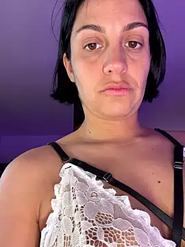 Snapshot of LaPetiteKim chatting on 24, 11, 2025 LaPetiteKim online show from 24, 11, 2025