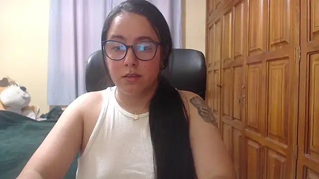 Venus cat  online show from 4, 2, 2026