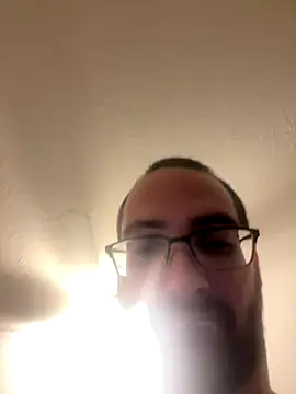 Snapshot of Jwr2316 chatting on 15, 10, 2025 Jwr2316 online show from 15, 10, 2025