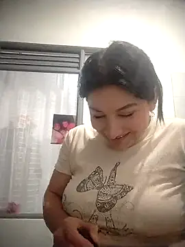 Snapshot of AllbaRose chatting on 8, 10, 2025 AllbaRose online show from 8, 10, 2025