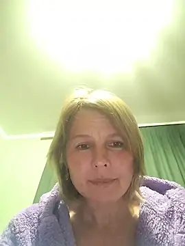 Snapshot of Masha412111 chatting on 2, 6, 2026 Masha412111 online show from 2, 6, 2026